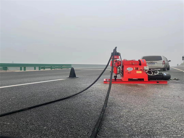 牟平马路路基路面开裂下沉注浆加固灌浆